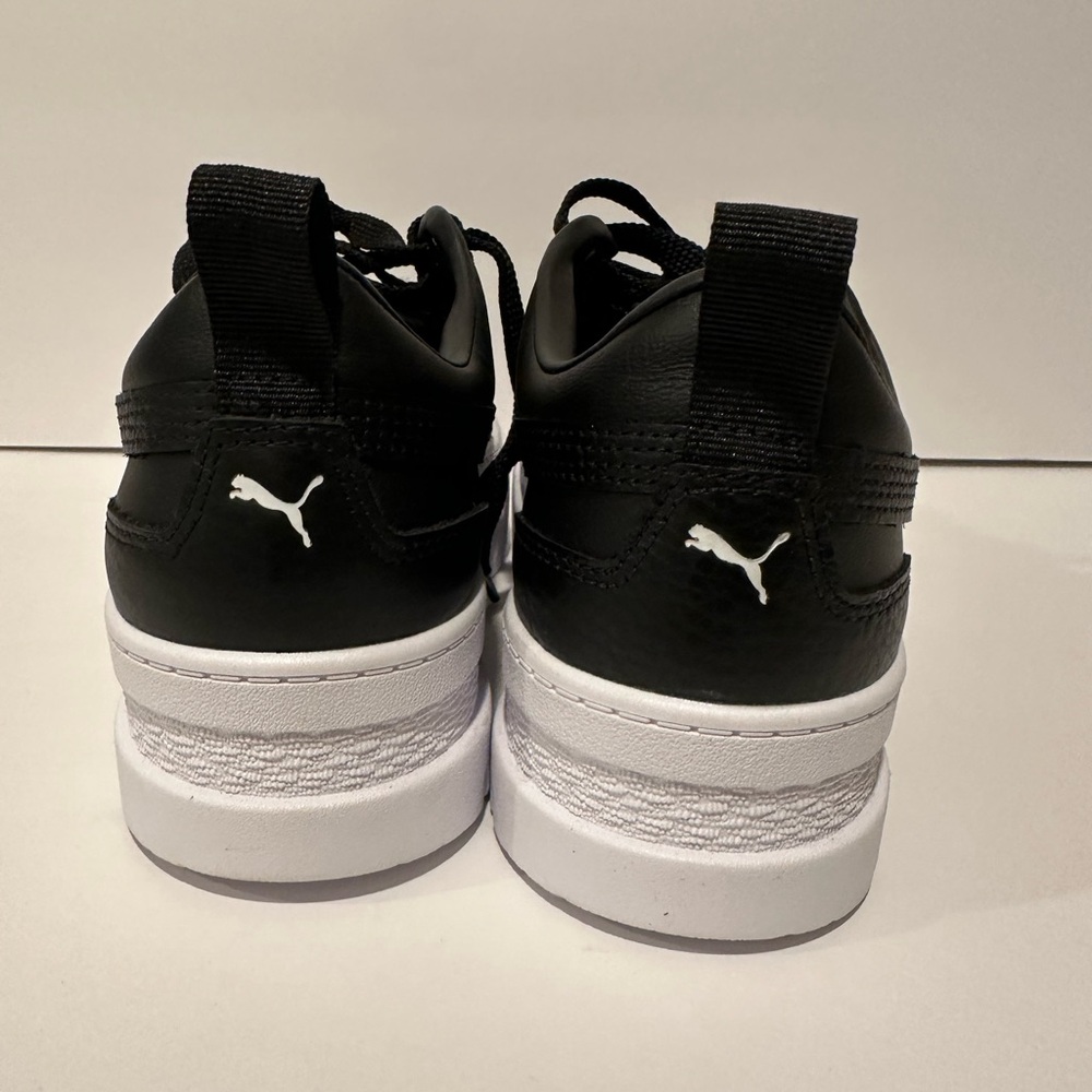 Puma - Picture 4 of 14